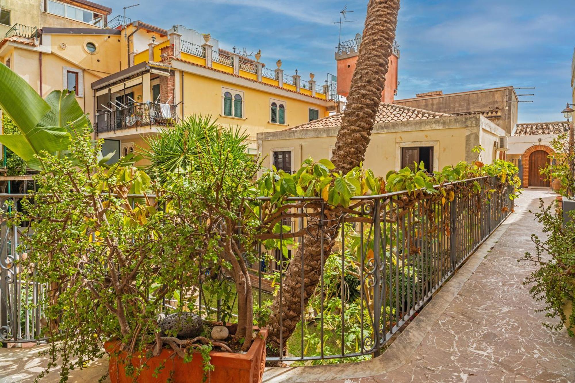 Casa Florio Apartment Taormina Exterior photo